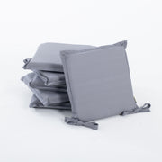 Set perne pătrate 40x40 cm cu funde și husă cu fermoar