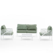 KENZIA set de grădină cu design inspirat din frunze, canapea, fotolii și masă cu blat din sticlă pentru living outdoor elegant.
