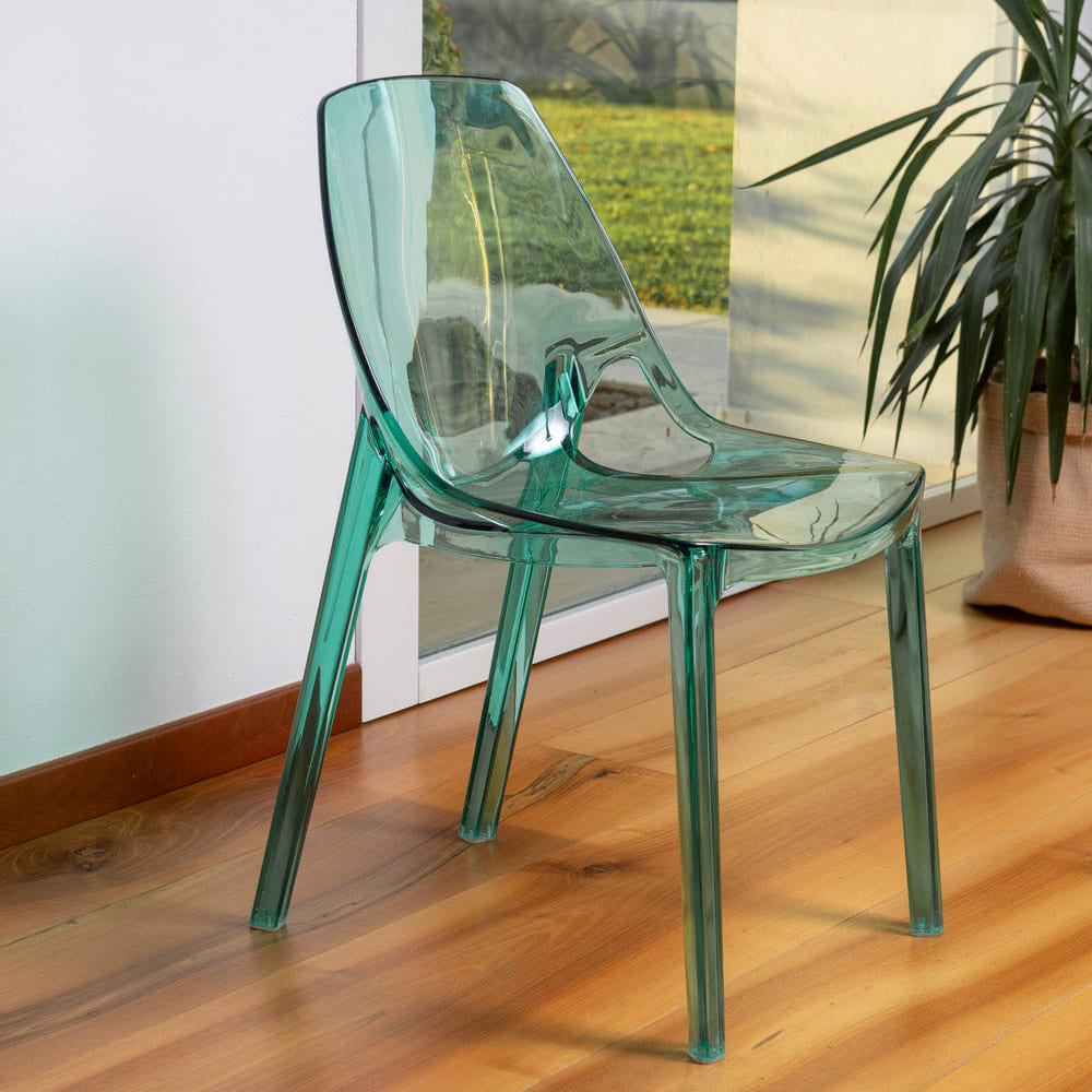 LUCE - Atlátszó polikarbonát székek modern és időtálló design