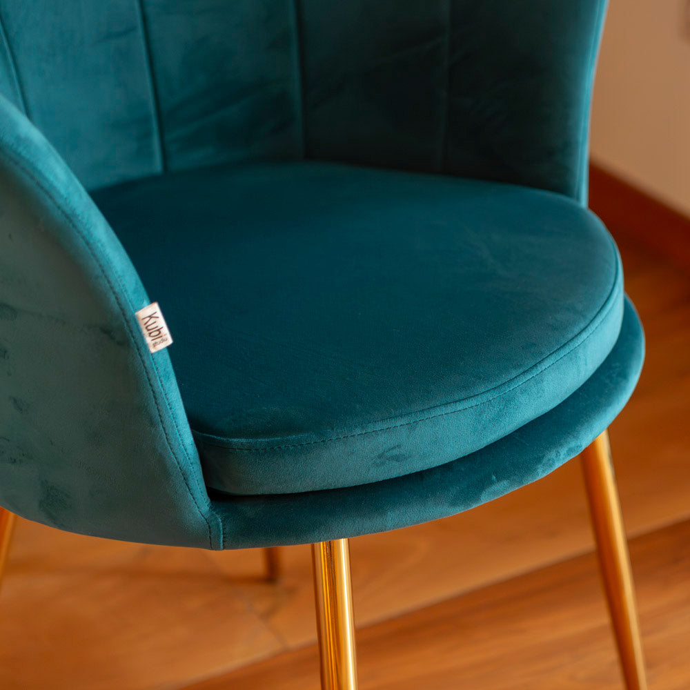 SHELLY - Fotoliu elegant din catifea cu design tip petală