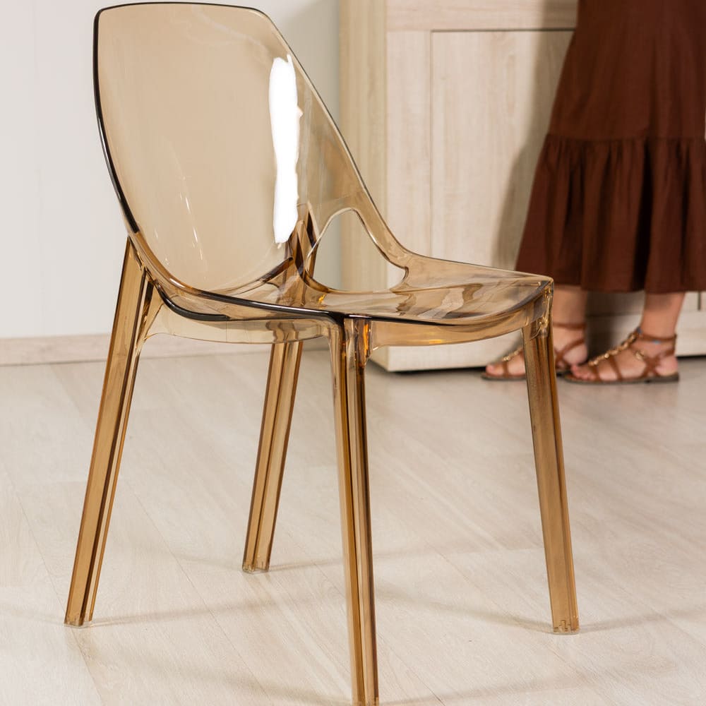 LUCE - Atlátszó polikarbonát székek modern és időtálló design