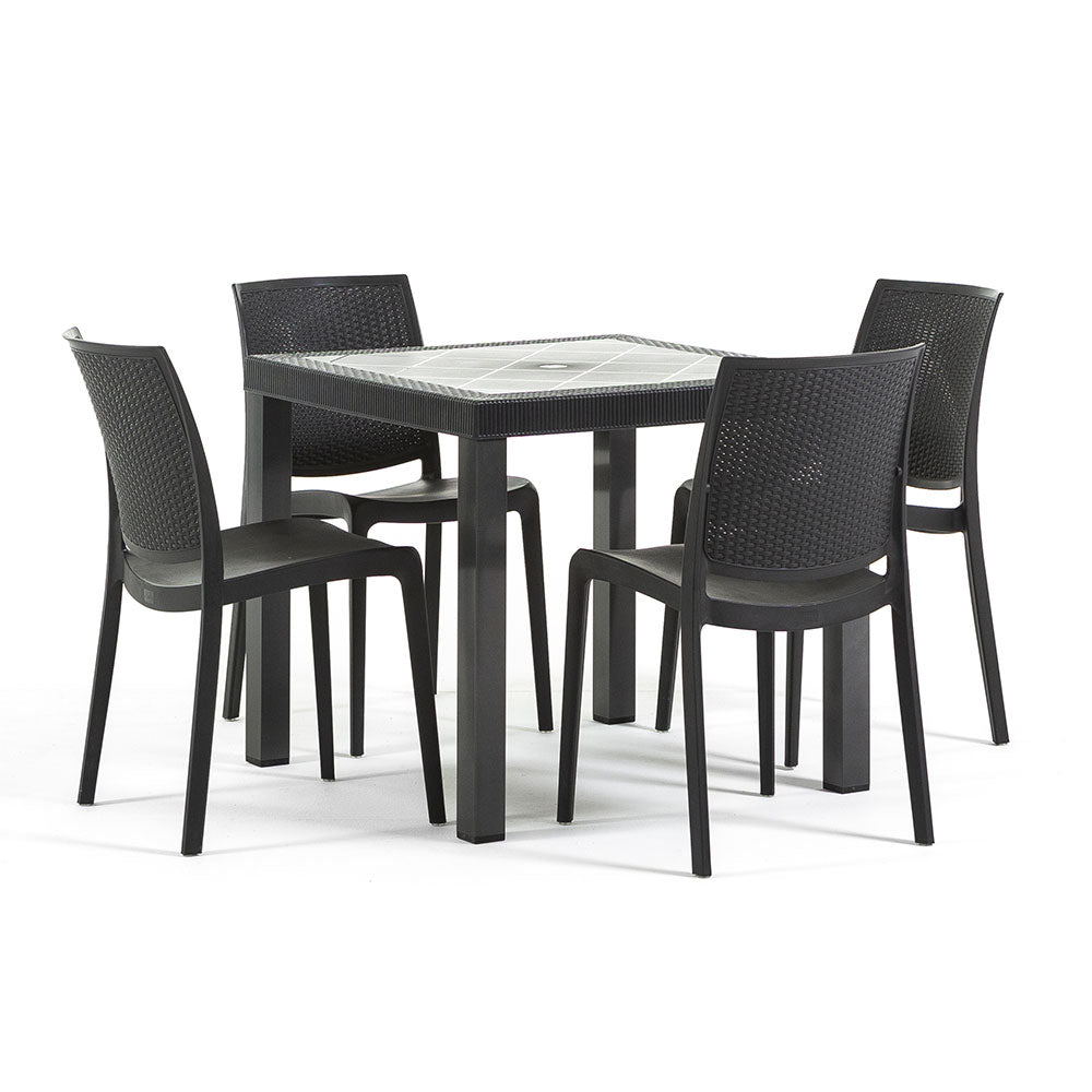 RAUL & ESTER - Set dining exterior cu masă pătrată și 4 scaune efect rattan