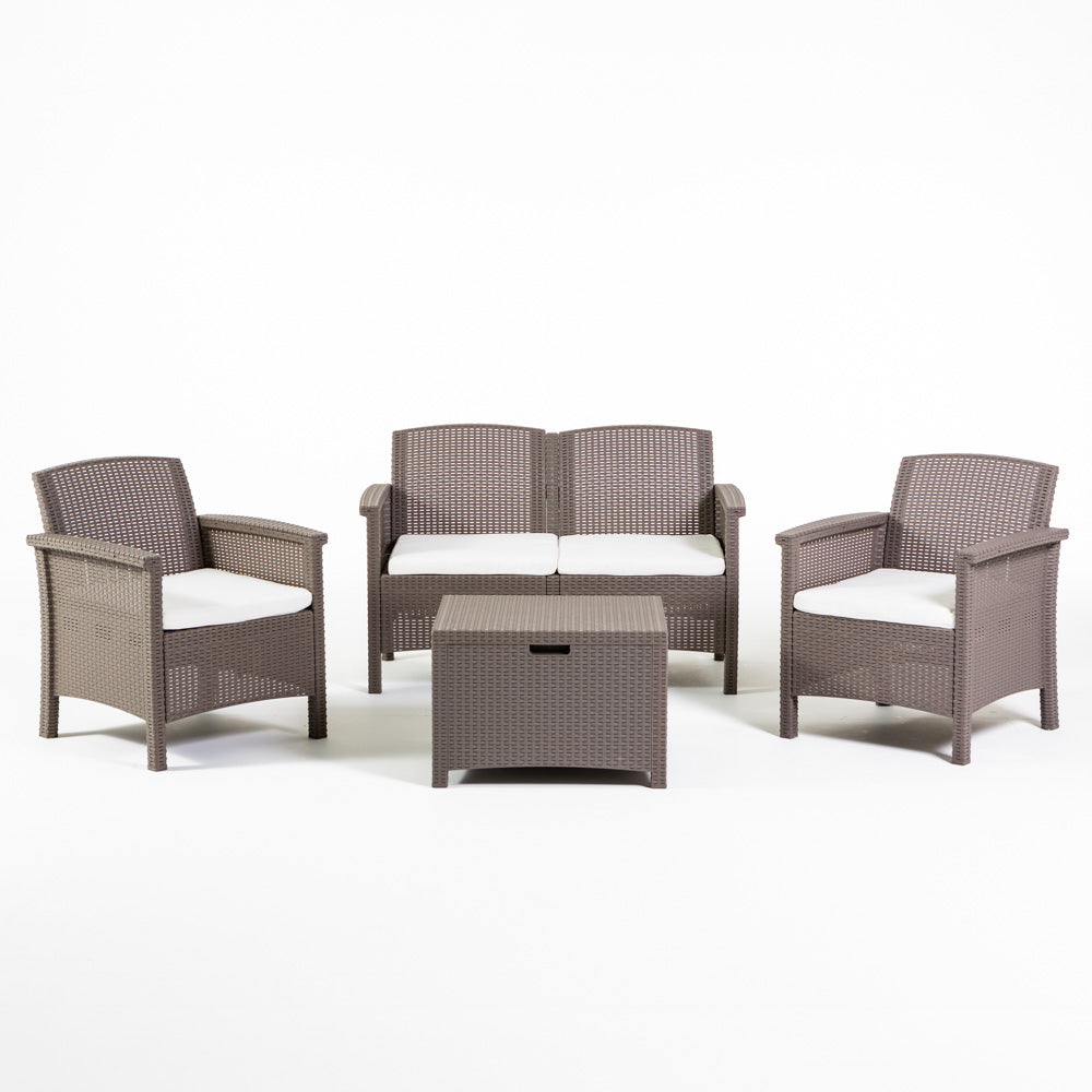 Set de grădină Tropea din polipropilenă cu efect rattan, compus din canapea cu două locuri, două fotolii și măsuță cu spațiu de depozitare, ideal pentru amenajare grădină, terasă sau balcon.