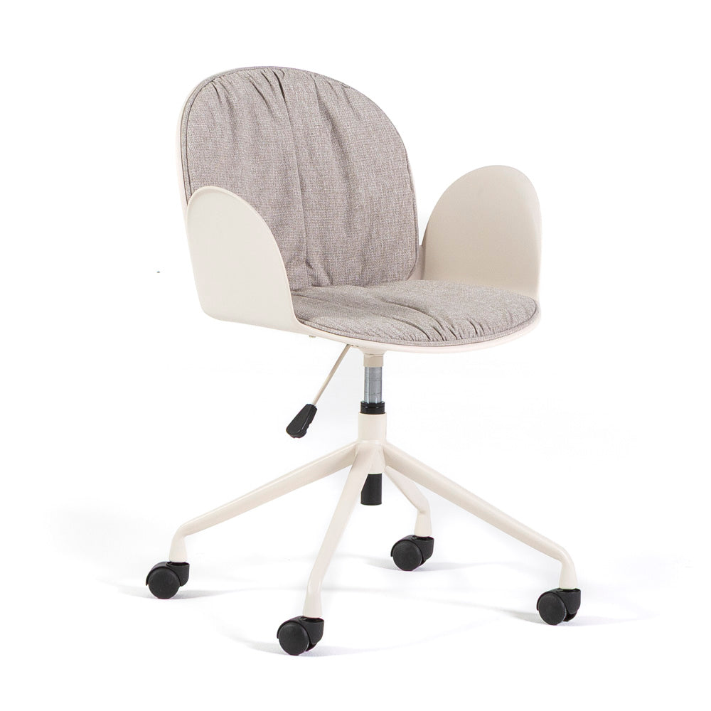Teodora – scaun ergonomic de birou, rotativ și reglabil pe înălțime, cu șezut tapițat, picioare metalice și roți, ideal pentru birou sau home office.