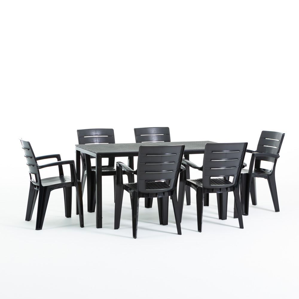 Thomas & Anita, set de grădină cu masă 156x78 cm efect lemn și 6 scaune din polipropilenă cu brațe, ideal pentru terase și spații exterioare.